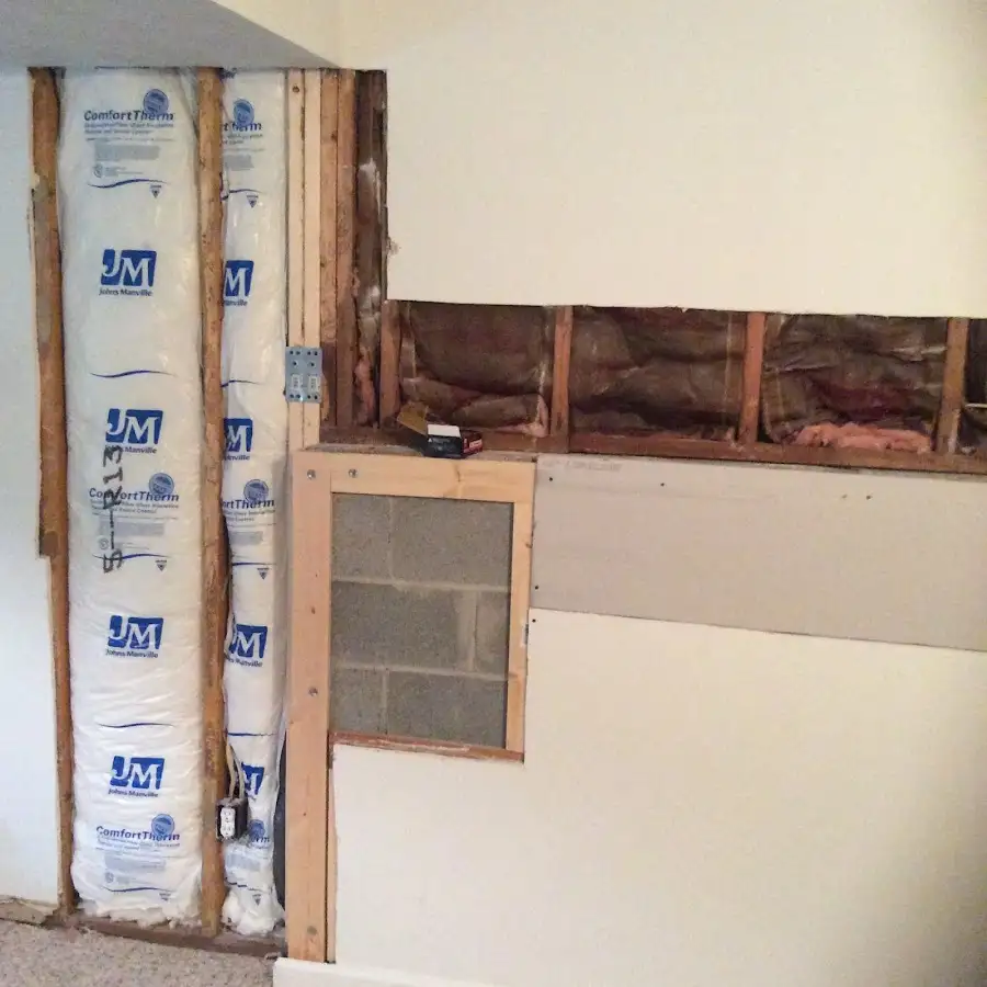 Wall insulation replacement during Structural Drying in Manorhaven